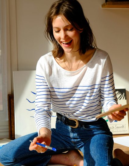 woman painting